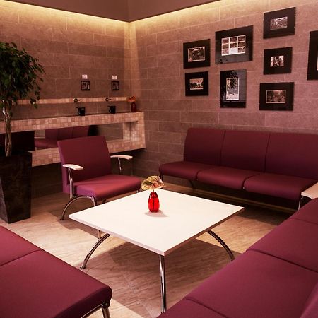 Mirotel Resort And Spa Трускавец Екстериор снимка 3D rendering of a living room